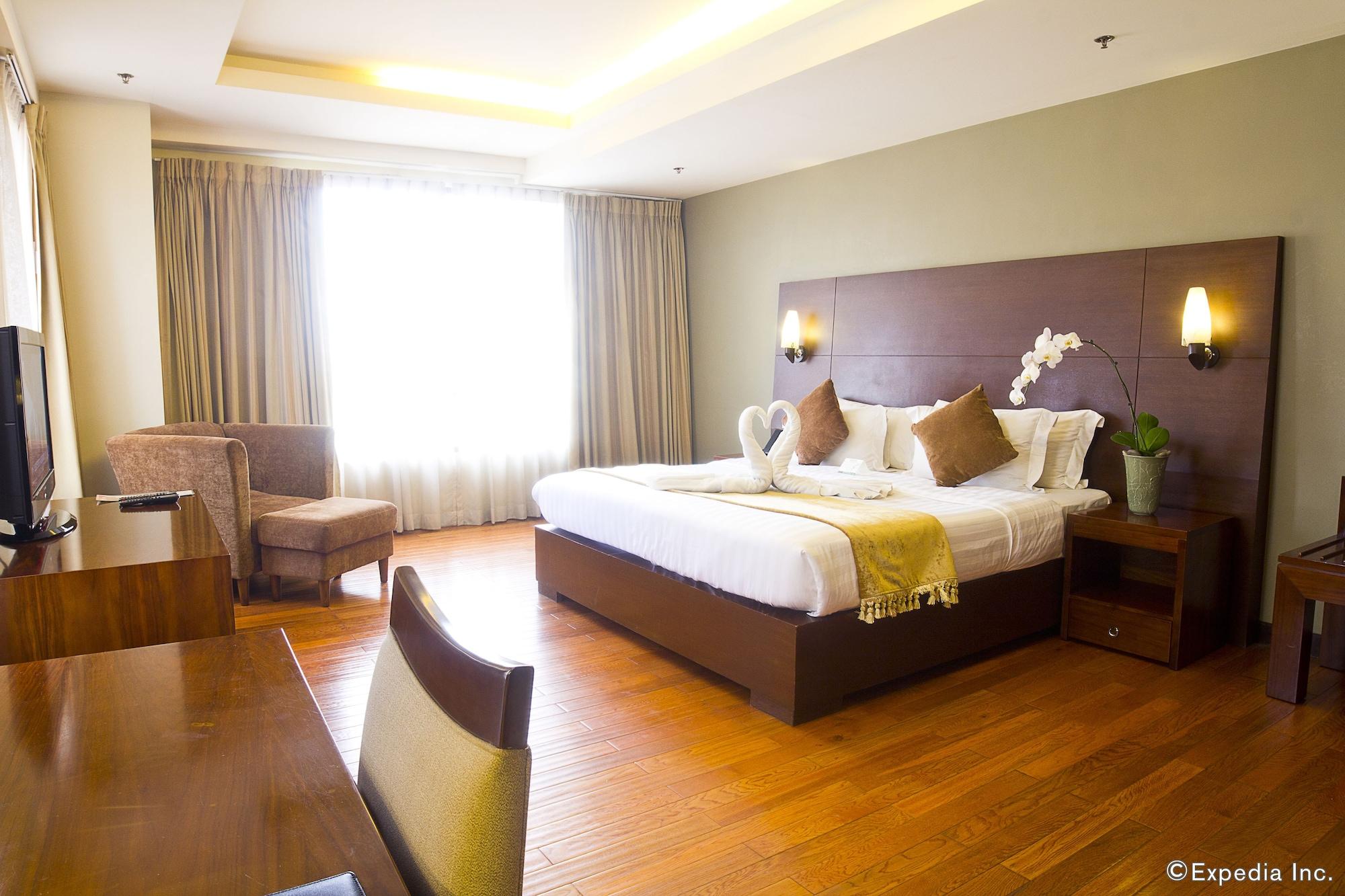 Armada 4* Manila